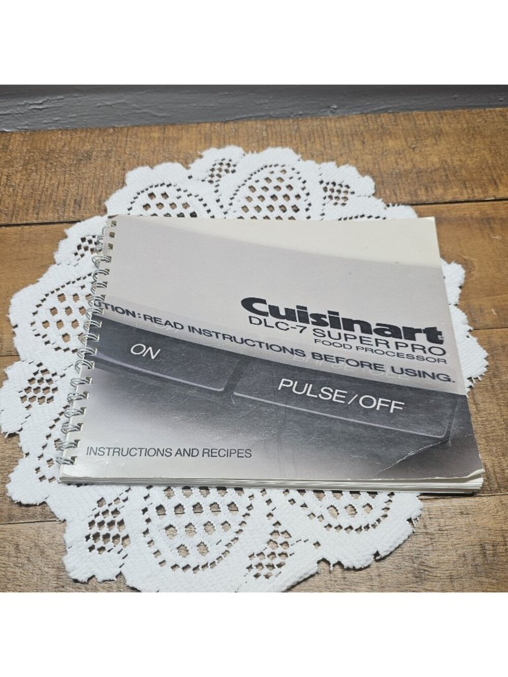 1984 Vintage Cuisinart DLC-8 Plus Food Processor Instruction Booklet/ Recipes